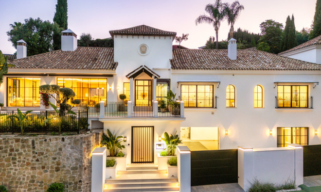 Новое здание - Villa -
Benahavís