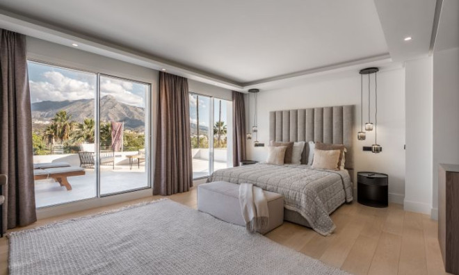 Nybyggnation - Villa -
Marbella