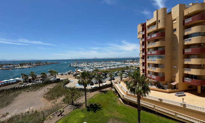 Resale - Apartment / flat -
La Manga Del Mar Menor - La Manga