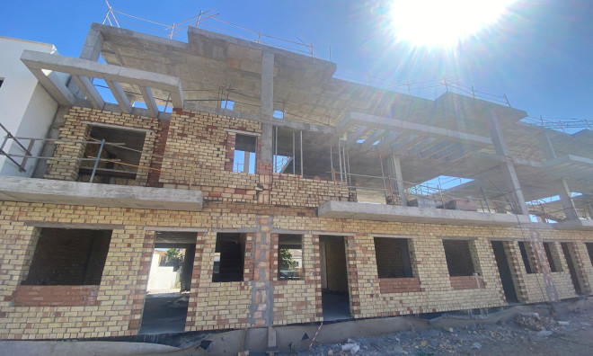 Nybyggnation - Villa / parhus -
Torrox