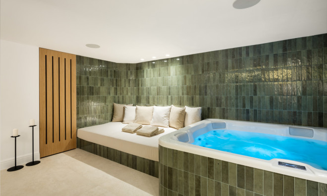 Новое здание - Villa -
Marbella