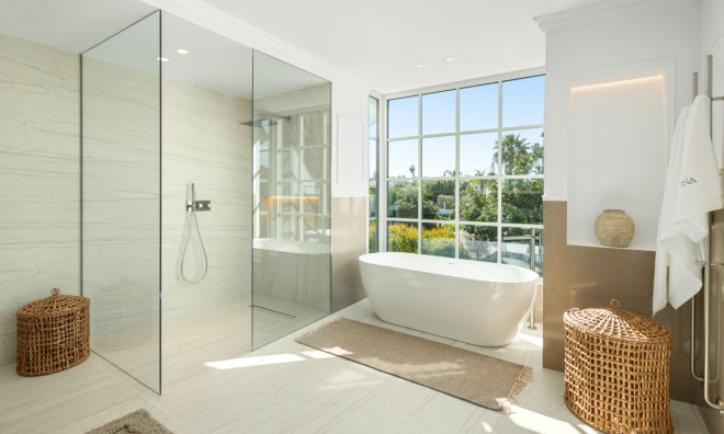 Новое здание - Villa -
Marbella