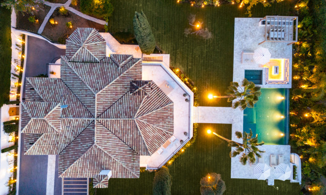 Новое здание - Villa -
Marbella