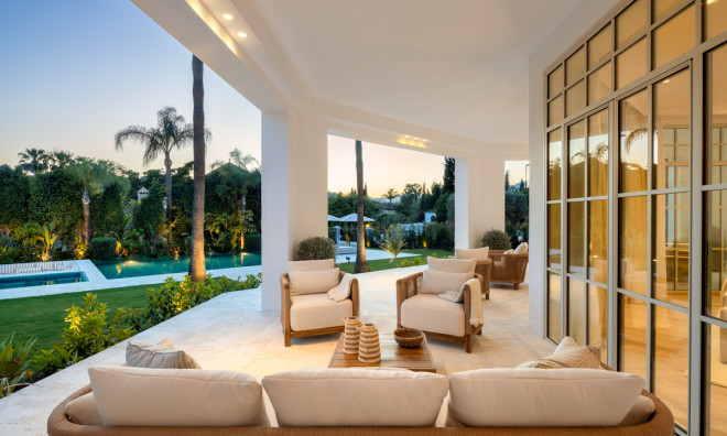 Новое здание - Villa -
Marbella