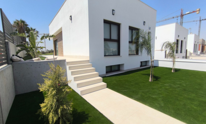 Resale - Villa -
Los Alcázares - Serena Golf