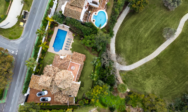 Новое здание - Villa -
Benahavís