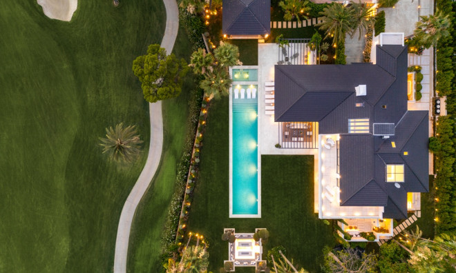 Obra nueva - Villa -
Marbella