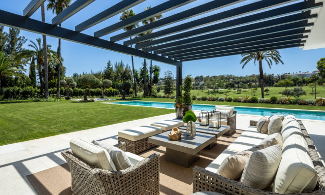 Obra nueva - Villa -
Marbella