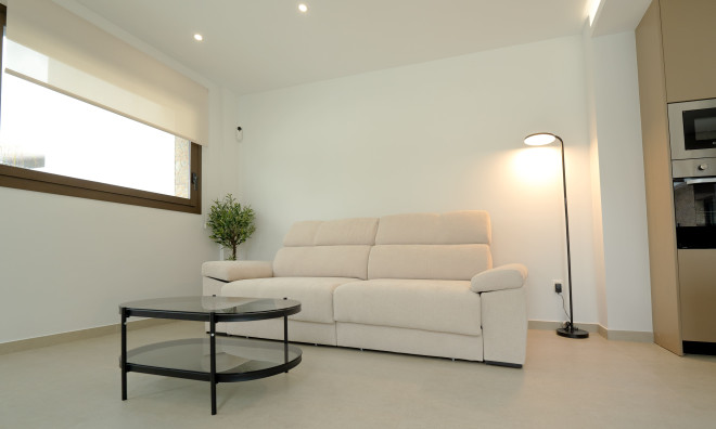 Obra nueva - Villa / Semi pareado -
Heredades