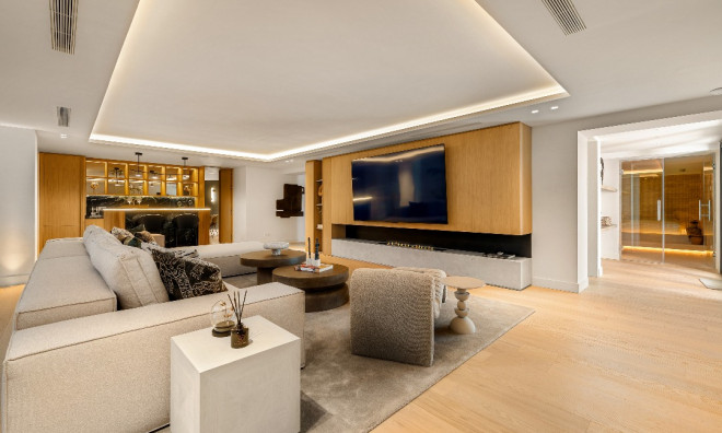 Новое здание - Villa -
Marbella