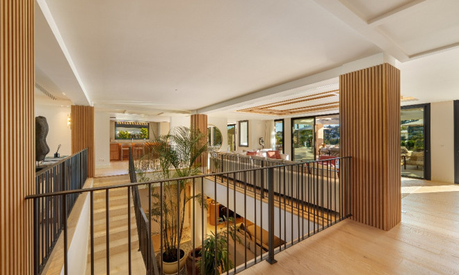 Новое здание - Villa -
Marbella