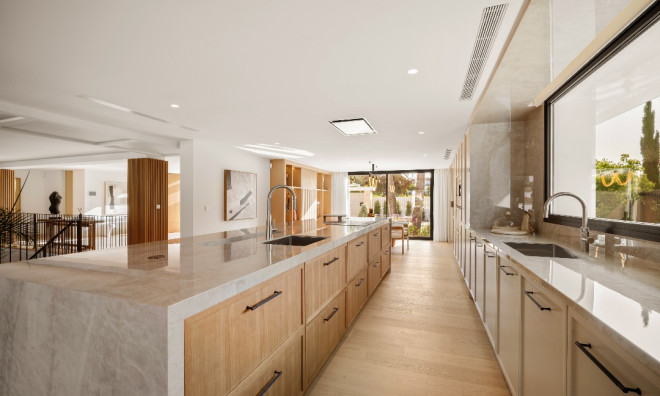 Новое здание - Villa -
Marbella