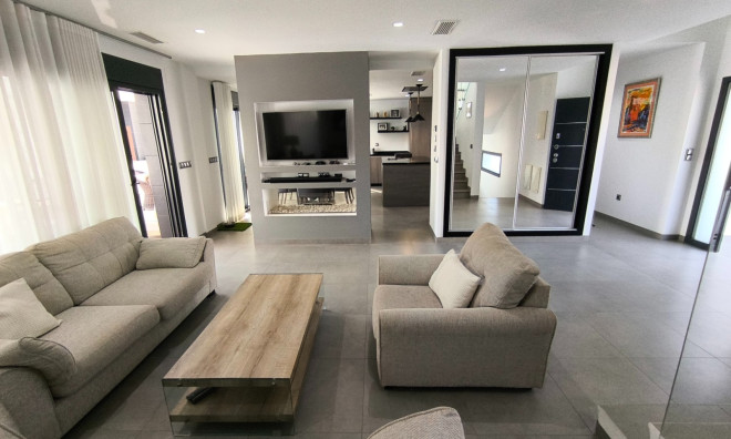 Resale - Villa -
Torre-Pacheco - Mar Menor Golf Resort