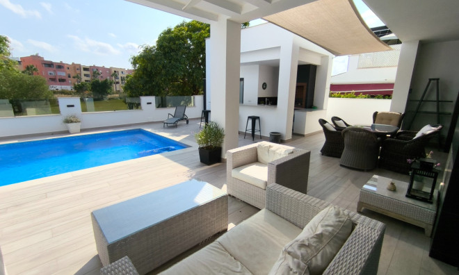 Resale - Villa -
Torre-Pacheco - Mar Menor Golf Resort