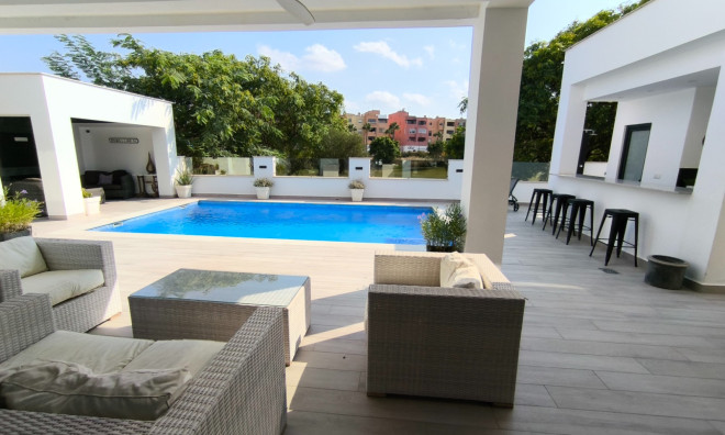 Resale - Villa -
Torre-Pacheco - Mar Menor Golf Resort