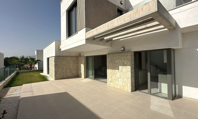 Obra nueva - Villa / Semi pareado -
Finestrat