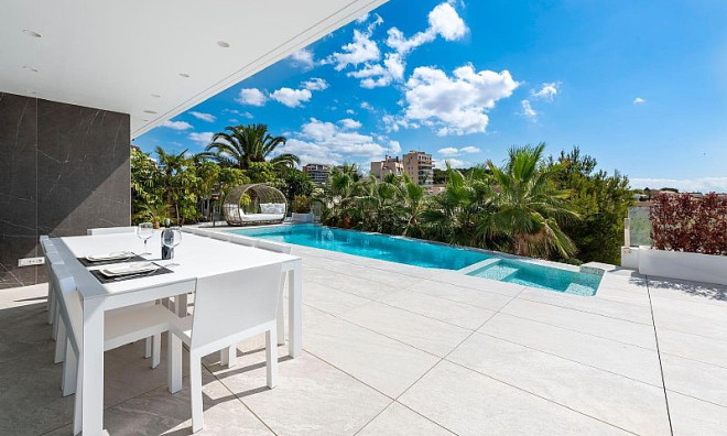 Nybyggnation - Villa -
Calpe