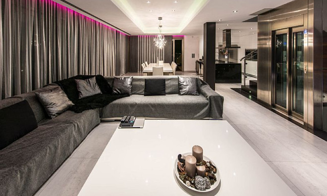 Новое здание - Villa -
Calpe