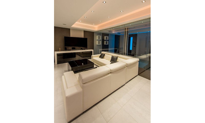 Новое здание - Villa -
Calpe