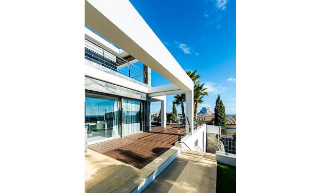 Новое здание - Villa -
Calpe