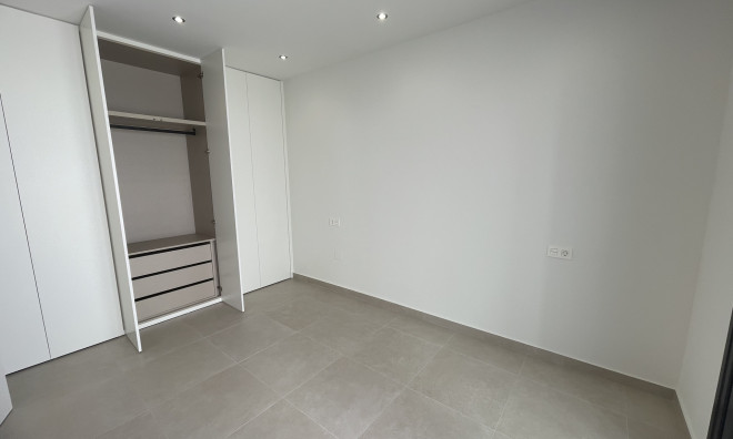 Obra nueva - Adosado -
Heredades