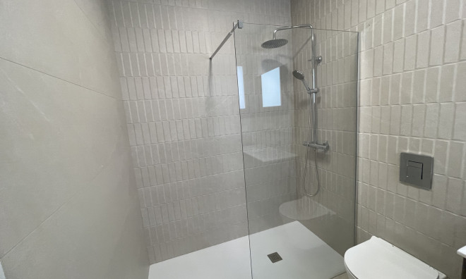 Obra nueva - Adosado -
Heredades