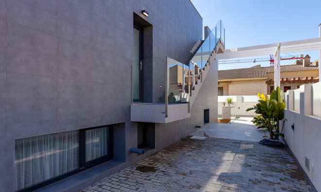 Nybyggnation - Radhus -
La Mata