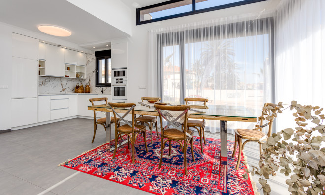 Nybyggnation - Radhus -
La Mata