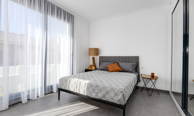 Nybyggnation - Radhus -
La Mata