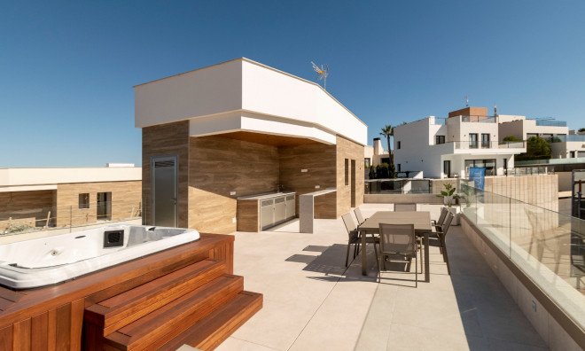 Återförsäljning - Villa -
Alicante - Campoamor