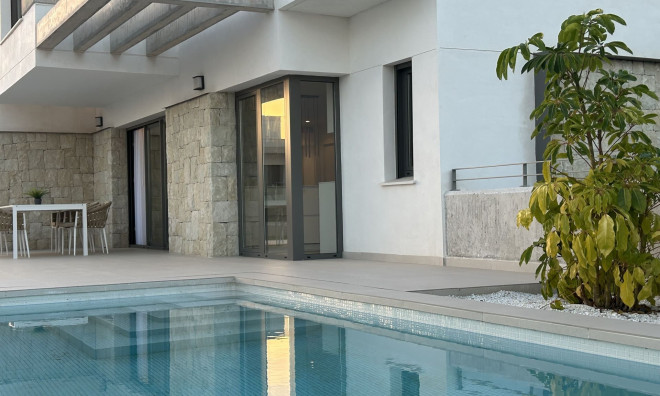 Nouvelle construction - Maison de ville -
Finestrat