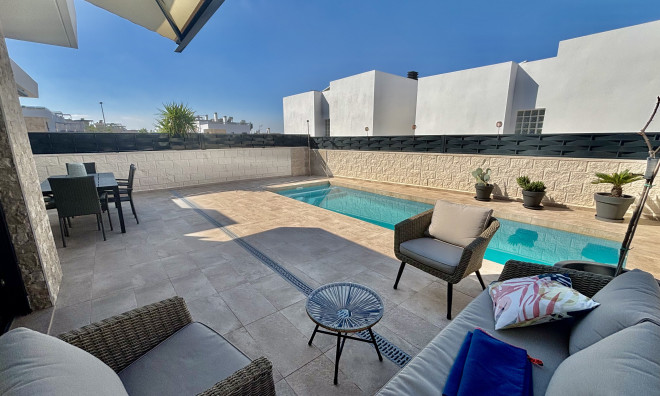 New Build - Townhouse -
Benijofar