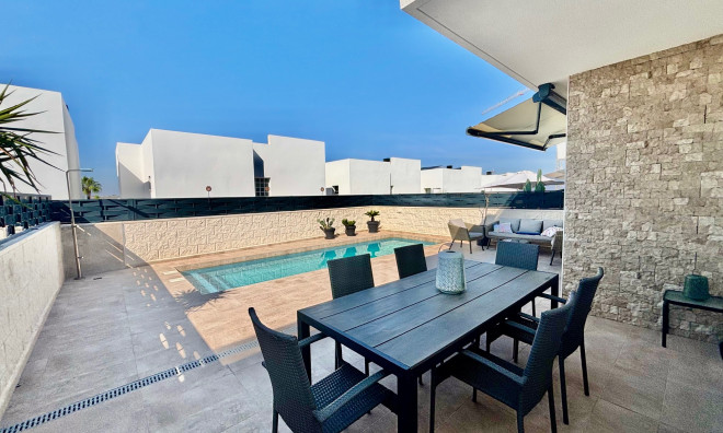 New Build - Townhouse -
Benijofar