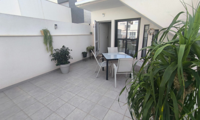 Resale - Apartment / flat -
San Pedro del   Pinatar - San Pedro del Pinatar 