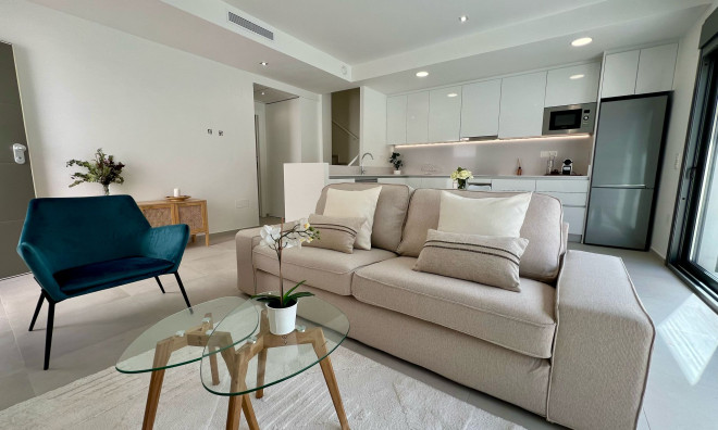 Новое здание - Вилла / Полуотдельная -
Orihuela Costa