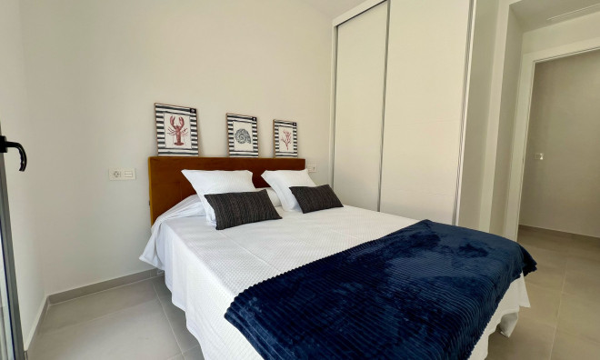 Новое здание - Вилла / Полуотдельная -
Orihuela Costa