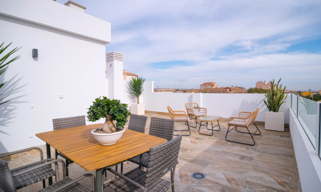 Obra nueva - Villa / Semi pareado -
Murcia