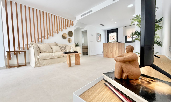 Новое здание - Бунгало -
Cox