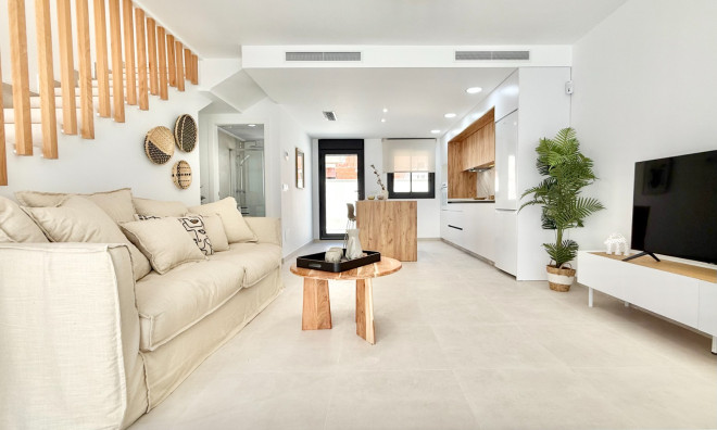 New Build - Villa / Semi semi-detached -
Cox