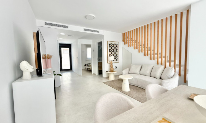 New Build - Villa / Semi semi-detached -
Cox