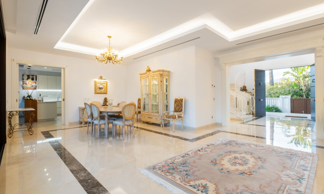 Nouvelle construction - Villa -
Estepona