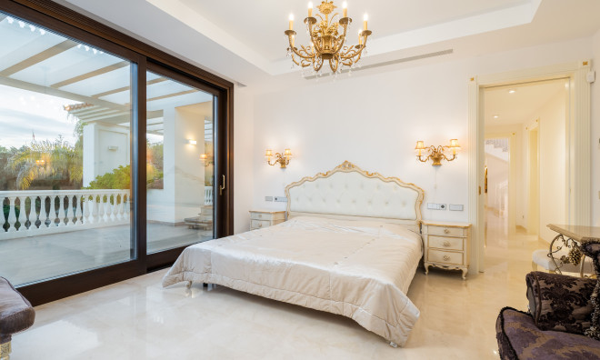 Nouvelle construction - Villa -
Estepona