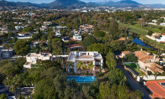 Nouvelle construction - Villa -
Estepona