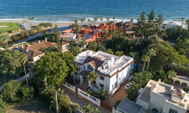 Nouvelle construction - Villa -
Estepona