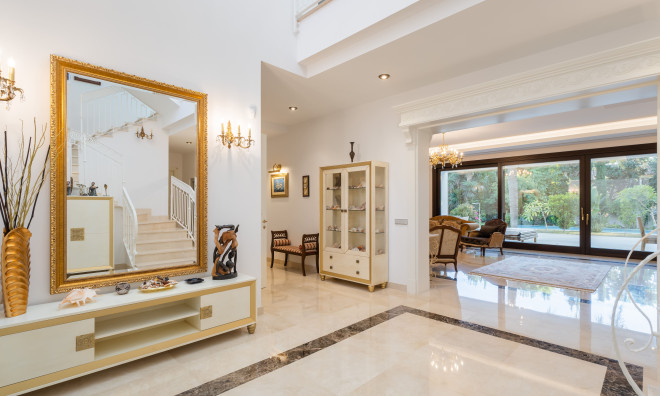 Nouvelle construction - Villa -
Estepona