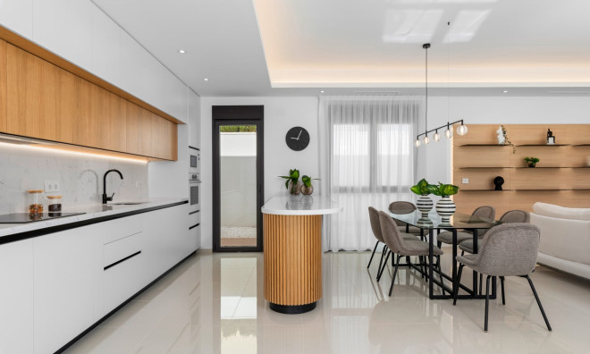 Новое здание - Таунхаус -
Ciudad Quesada