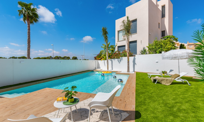 Nouvelle construction - Maison de ville -
Ciudad Quesada