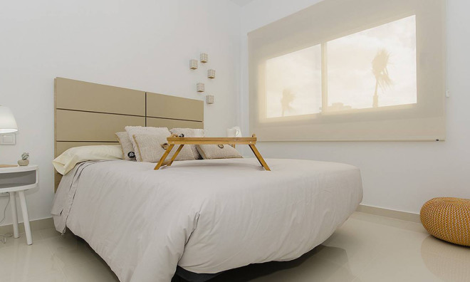 Новое здание - Villa -
Orihuela Costa