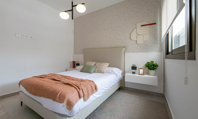 Новое здание - Таунхаус -
Algorfa