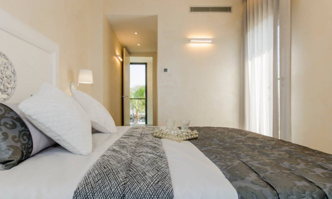 Obra nueva - Villa -
Dehesa de Campoamor